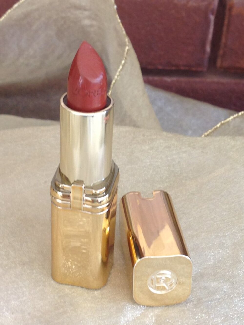 L'Oreal Paris Colour Riche Original Satin Lipstick 839 Cinnamon Toaste